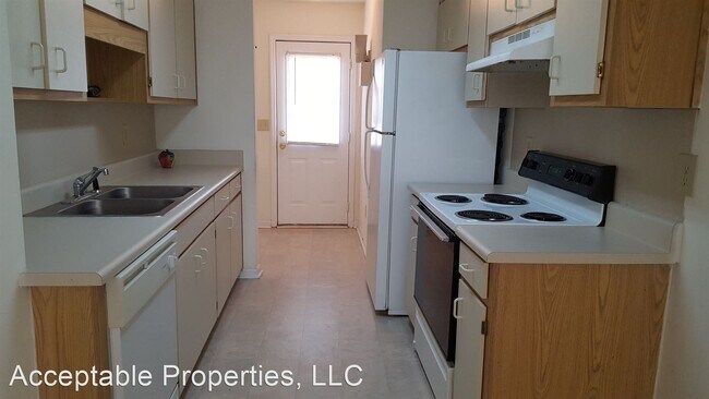 Building Photo - 2 br, 1.5 bath Apartment - 6200 Cross Tie ...