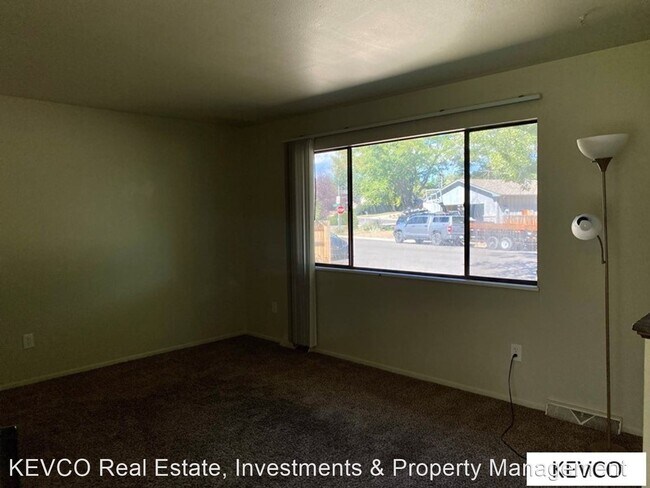 Building Photo - 4 br, 2 bath House - 2554 Newport Dr
