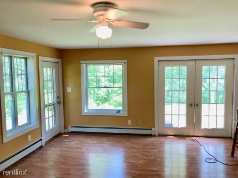 Foto principal - 1 br, 1 bath Apartment - 127 Coltsfoot Lane