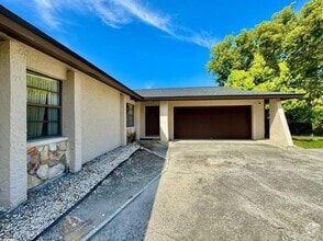 Building Photo - 3195 Chamblee Ln