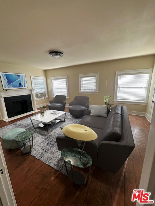 Foto del edificio - 1404 S St Andrews Pl