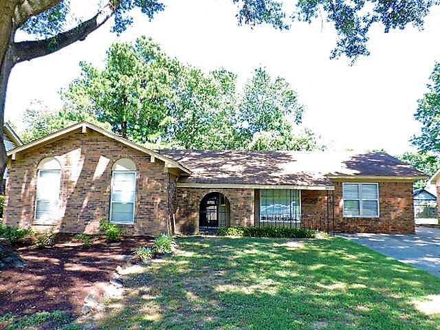 Foto principal - 3900 N Heatherhill Dr
