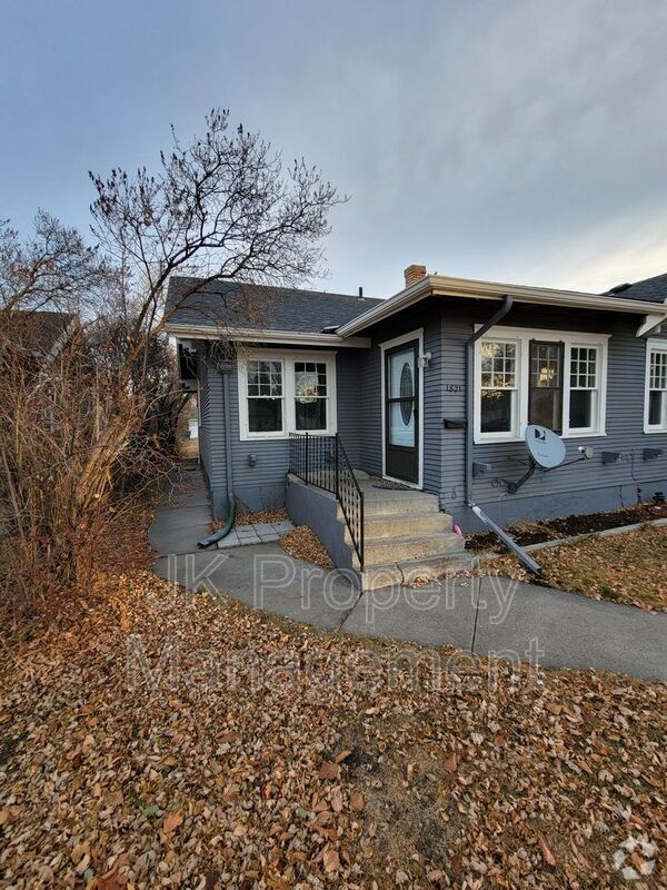 Building Photo - 1821 4th Ave N
