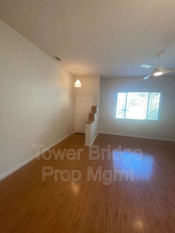 Building Photo - 1515 Knight Ct