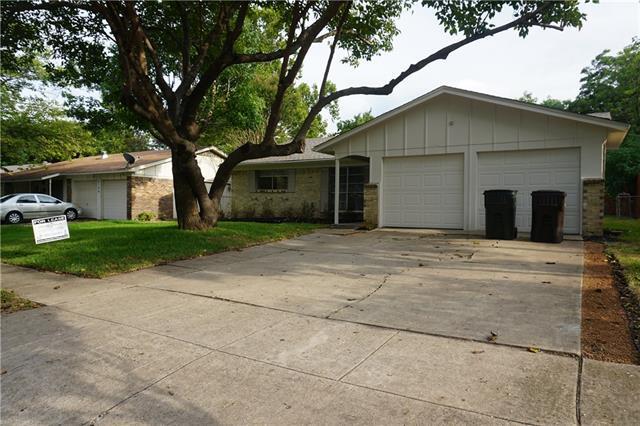 Building Photo - 2102 Redbud Ln