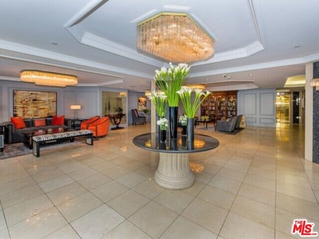 Building Photo - 10660 Wilshire Blvd