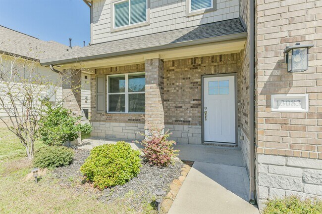 Foto del edificio - 13083 Clear View Dr