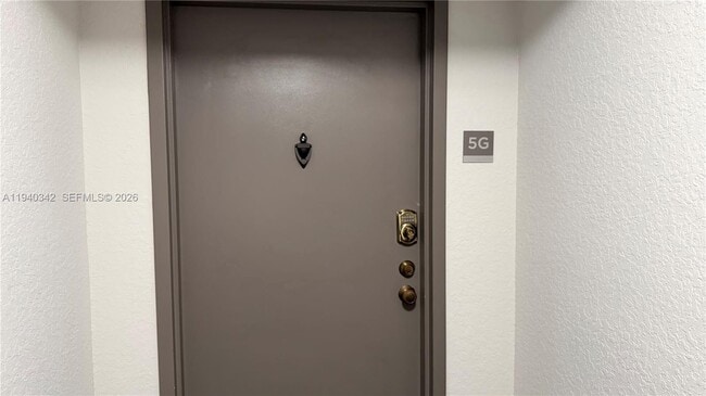 Building Photo - 16565 NE 26th Ave