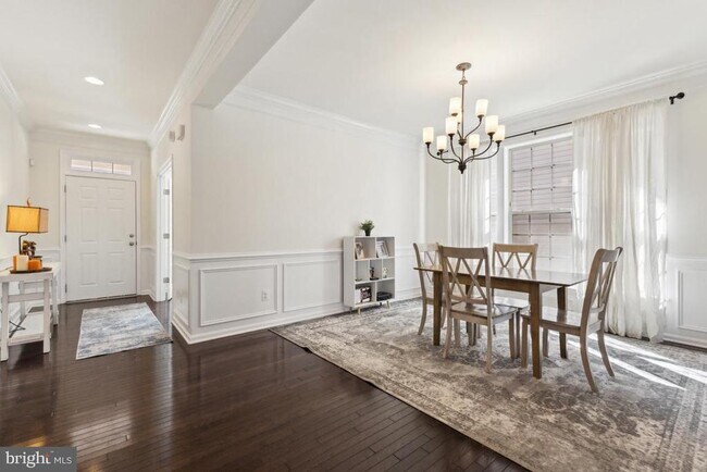 Building Photo - 7156 Lyndam Hill Cir