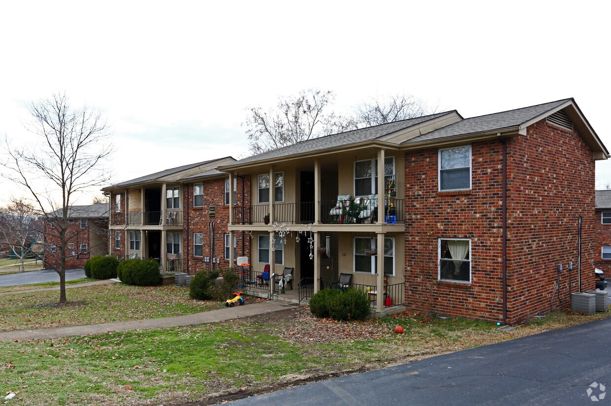 Primary Photo - 604 S 10th St