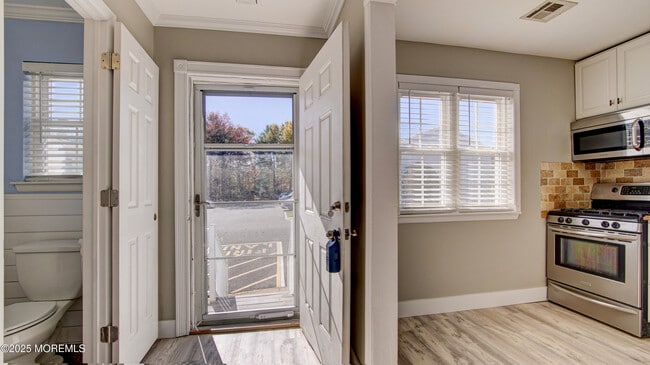 Building Photo - 60 County Rd