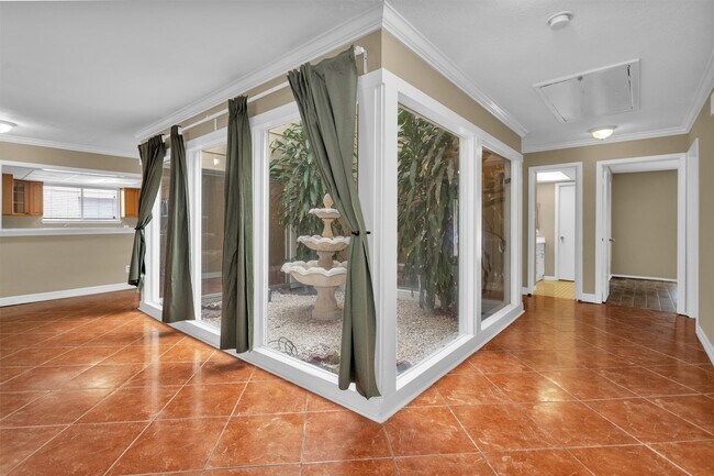 Foto del edificio - 13818 Clark Towne Ln