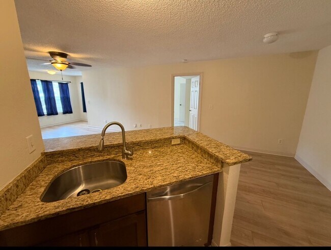 Building Photo - Prime Orlando Location!