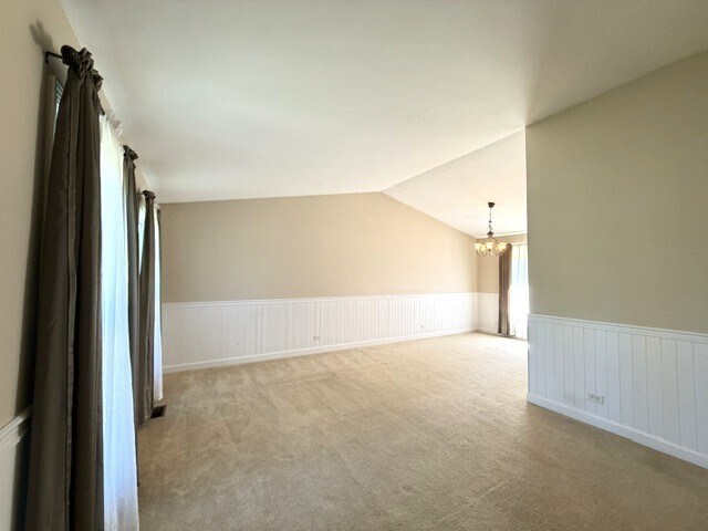 Foto del edificio - 129 Rumsey Pl
