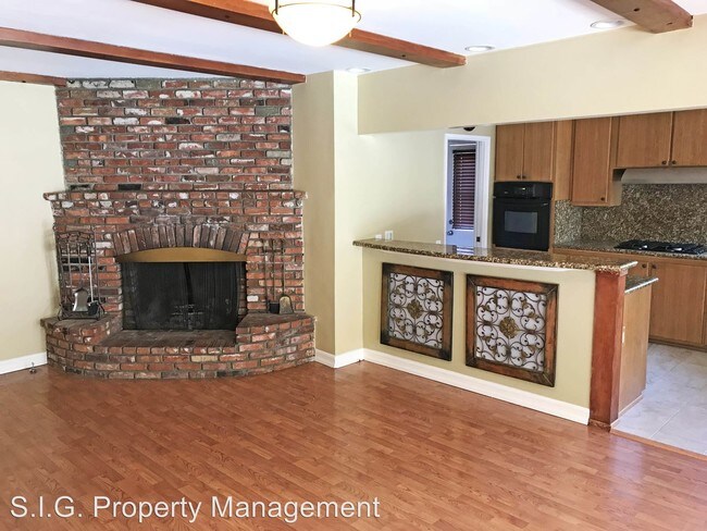 Building Photo - 3 br, 2 bath House - 9954 Marnice Ave.