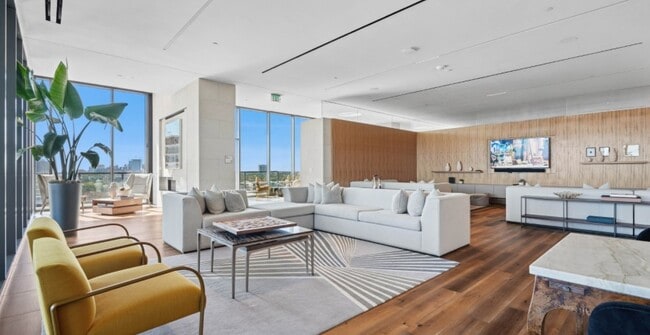 Foto del edificio - 3411 Yoakum Blvd