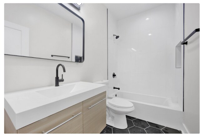 Foto del edificio - 4927 S Prairie Ave