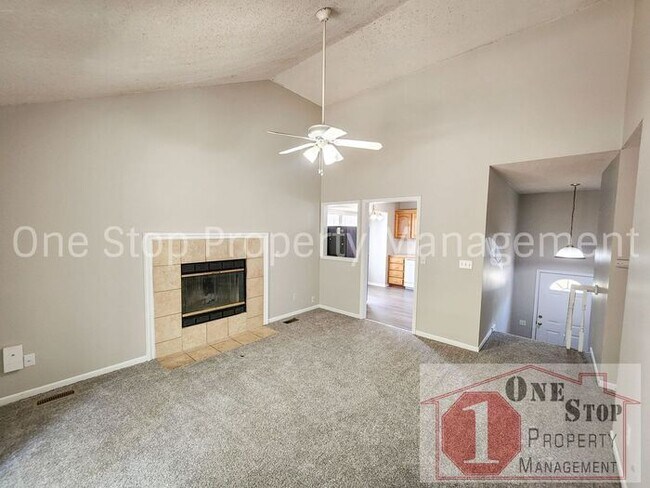 Foto del edificio - Gorgeous 3-Bedroom, 2-Bathroom home in Ray...
