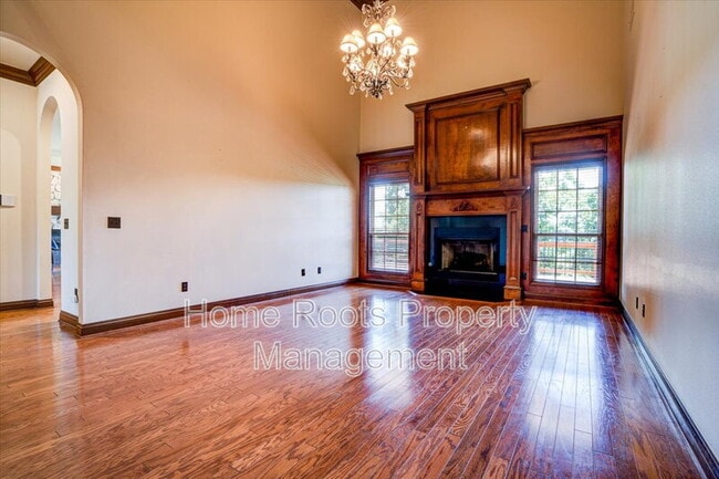 Building Photo - 7135 Sunset Ridge Cir