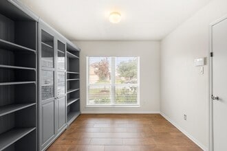 Building Photo - 4818 Fair Oak Dale Ln Building Photo - 4818 Fair Oak Dale Ln