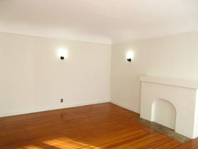 Foto del edificio - 1139 S Swall Dr