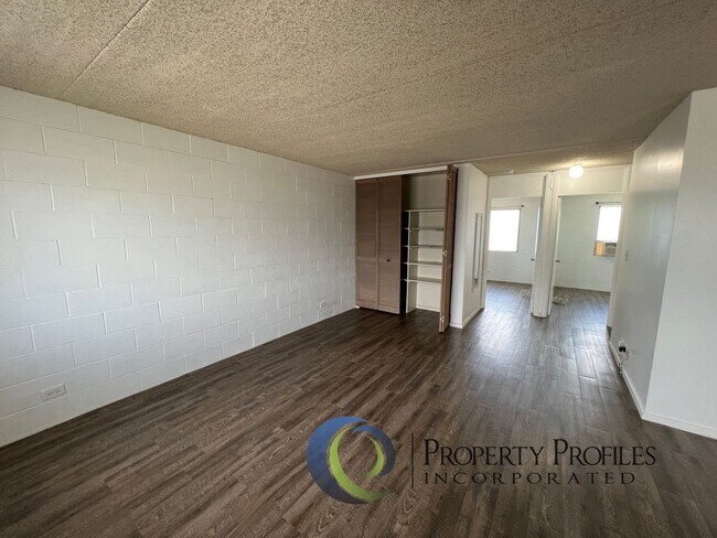 Foto del edificio - Puuhale Gardens 2 bedroom 1 bath apartment...