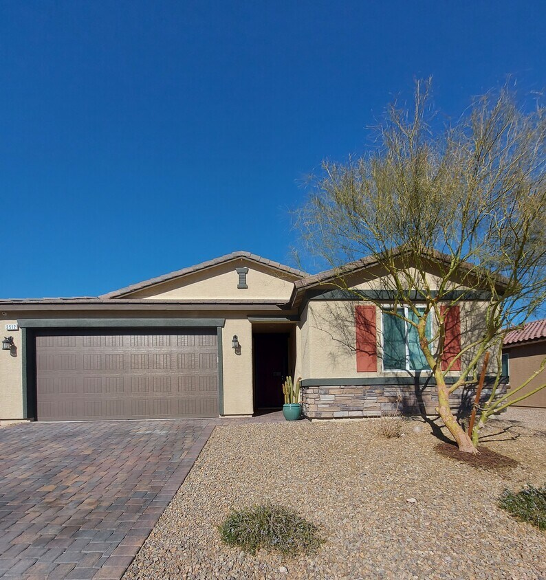 Foto principal - 2512 Splendid Manor Ct