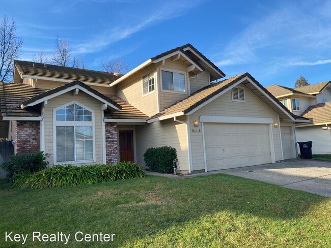 Building Photo - 4 br, 3 bath House - 9444 Madrid Way