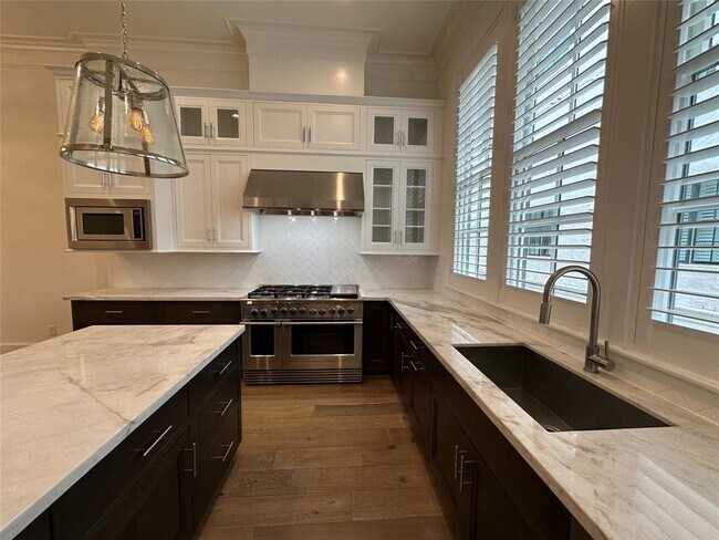 Building Photo - 1262 Wood Hollow Dr