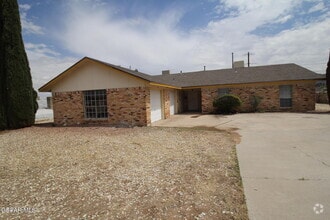 Building Photo - 3406 Moonlight Ave