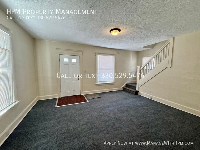 Foto del edificio - 2619 Clyde Pl SW