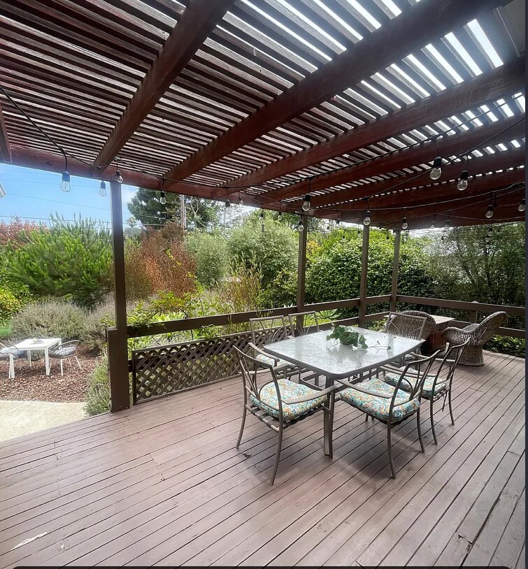 Foto principal - 855 Cornish Dr