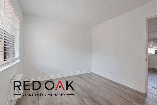 Building Photo - 1542 Orizaba Ave