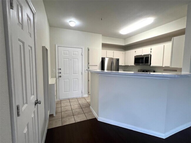 Building Photo - 2320 Gracy Farms Ln
