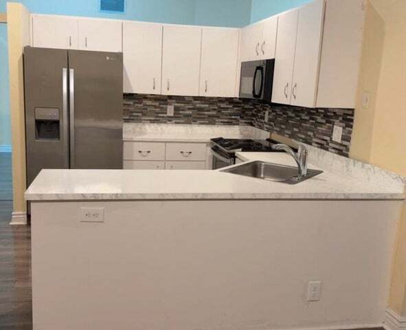 Foto del edificio - 7640 Forest Green Ln