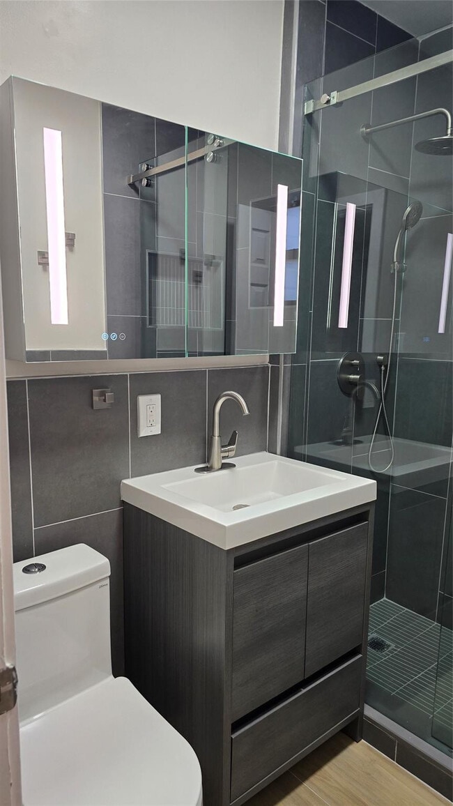 Building Photo - 360 NW 8th St