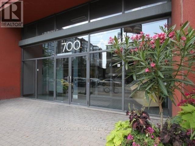 Photo du bâtiment - 700-1700 King St W