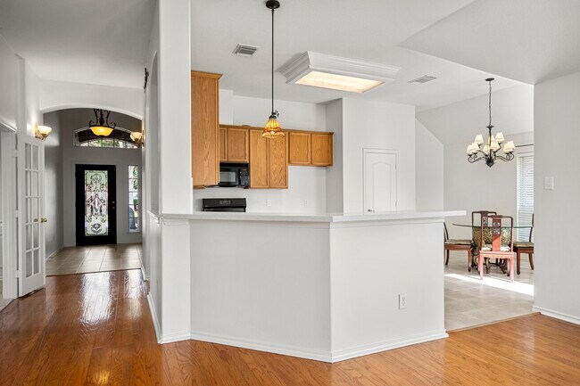 Foto del edificio - 9907 Brandywood Cir