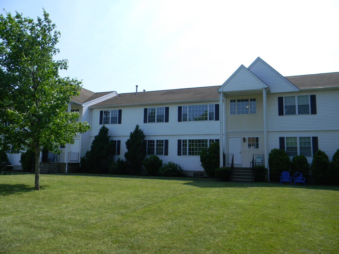 Marshfield Apartments Apartments 1739 Foxon Rd North Branford, CT