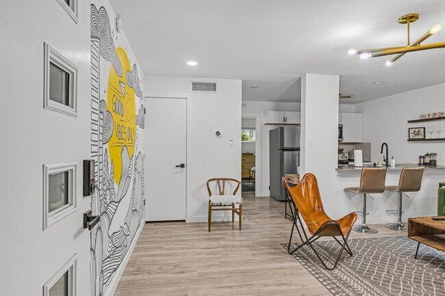 Foto del edificio - 1300 Newning Ave