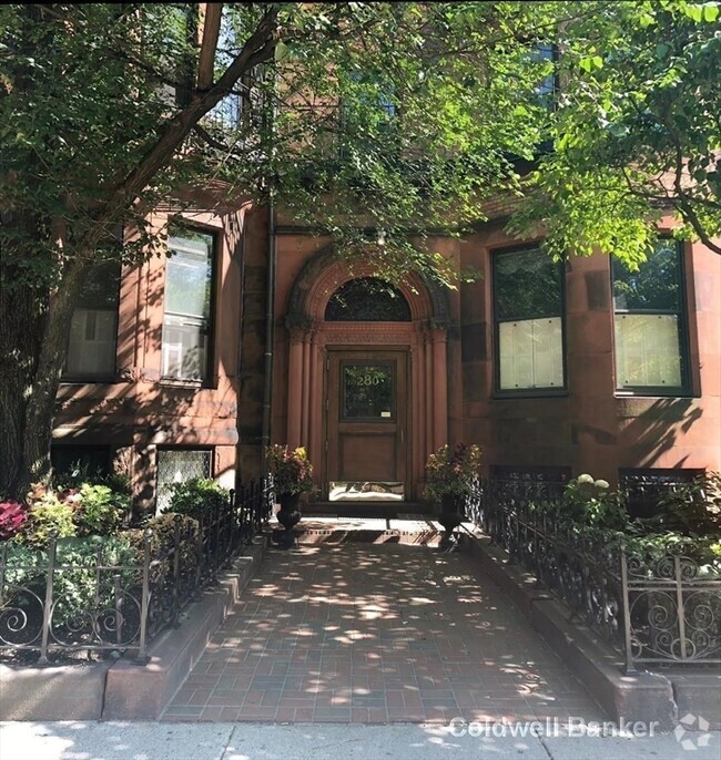 Building Photo - 280 Commonwealth Ave