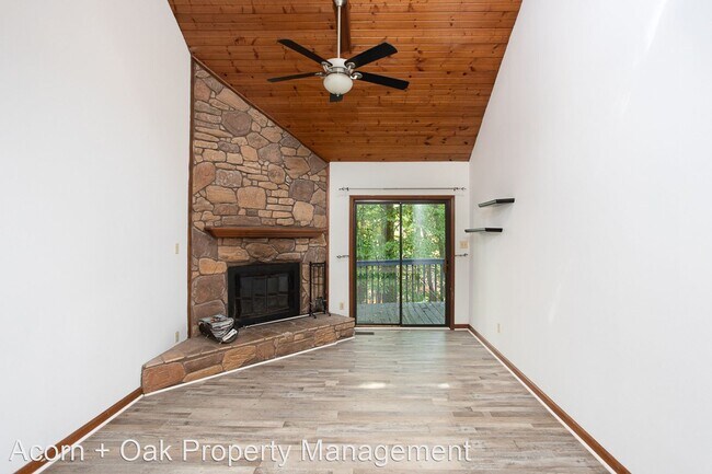 Building Photo - 2 br, 2 bath House - 5644 Thea Lane, B