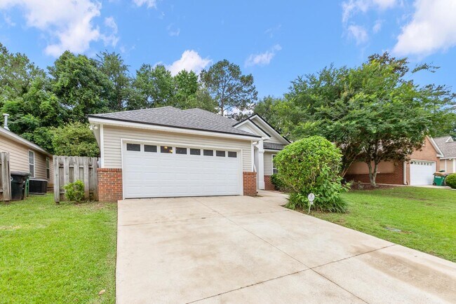 Building Photo - 2521 Heathrow Dr