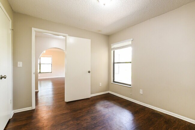 Foto del edificio - 534 S Sundance Dr