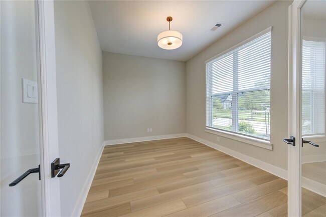 Foto del edificio - 18515 Parkland Row Dr