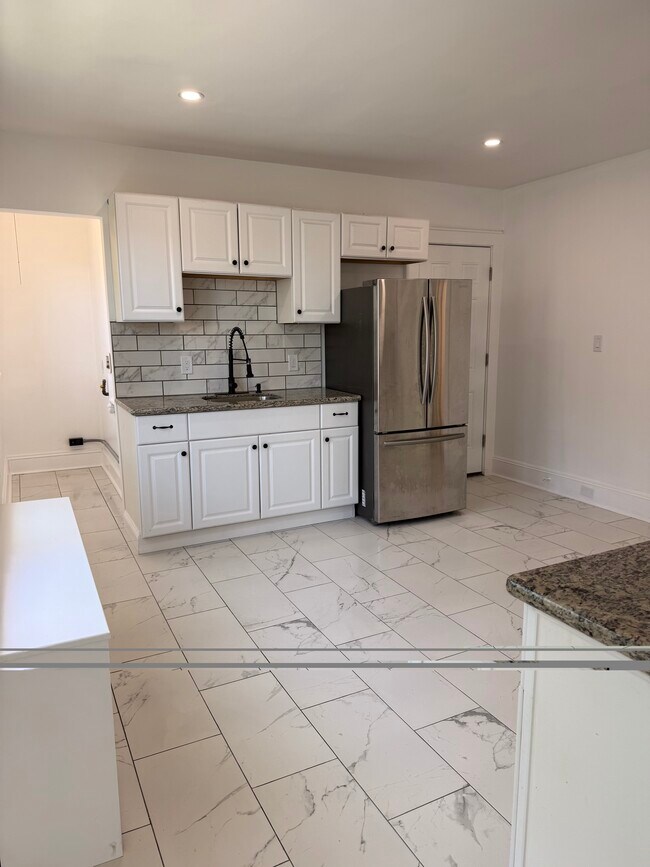 Foto del edificio - 103 Fox St