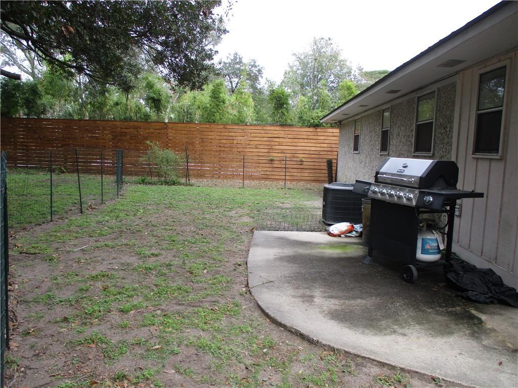 Building Photo - 609 Delegal St