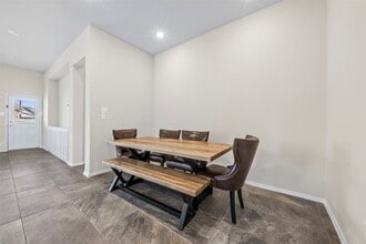 Building Photo - 4610 Orchard Creek Ln
