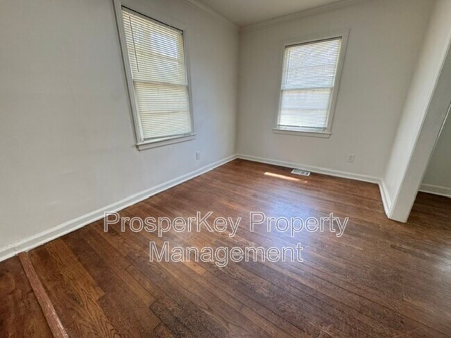 Foto del edificio - 340 Adelle St SE