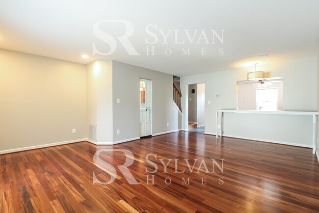 Foto del edificio - At Last, This Is What You Have Been Searching For!